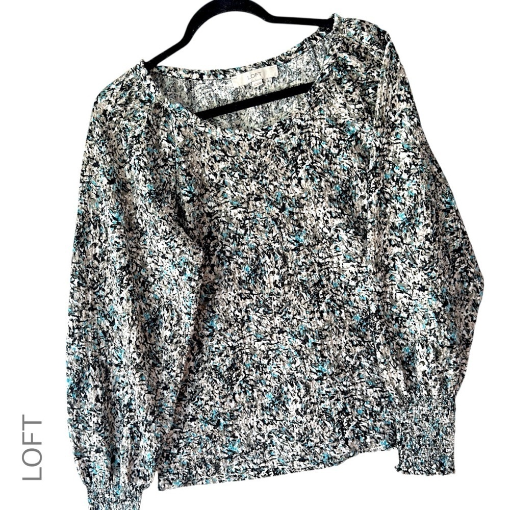 LOFT | NWOT SMOCKED CUFF LONG BLOUSON SLEEVE SCOOP NECK TOP OLIVE LEAF | SMALL